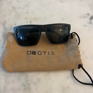 Otis After Dark Black/ Grey Woodland Matte Polarised